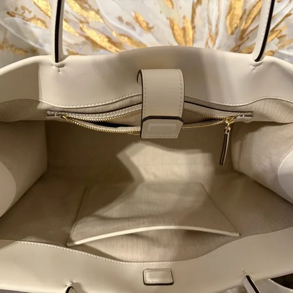 Sold. - Picture 5 of 13